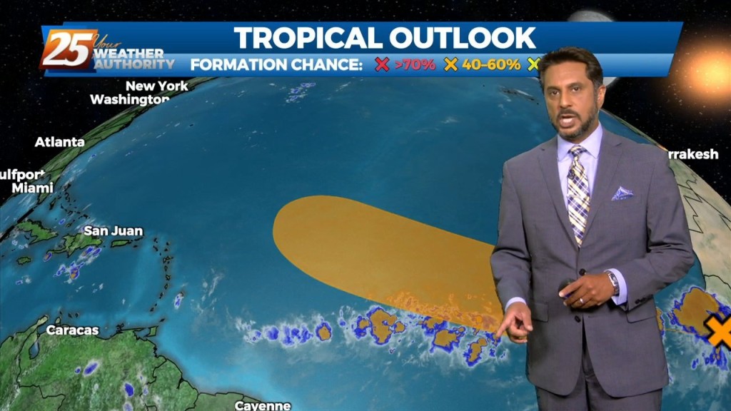 8/8 The Chief's "strong Tropical Flow" Monday Morning Forecast