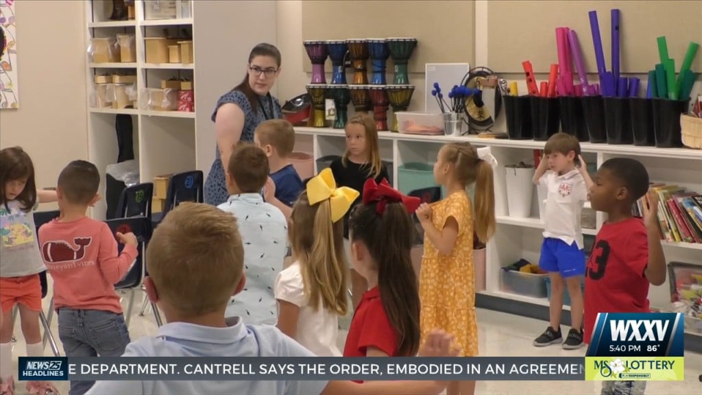 Students In The Pascagoula Gautier School District Return To Class