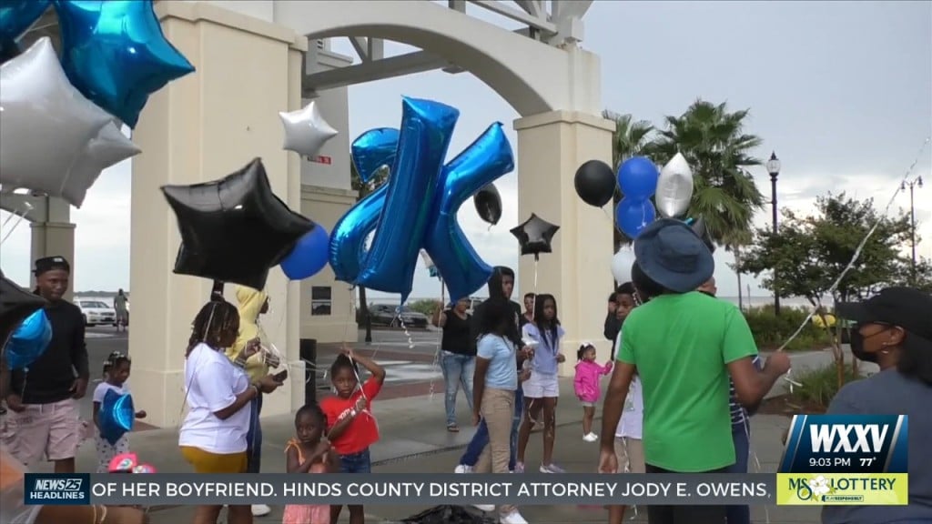 Balloon Release In Honor Of Kelvin Simmons