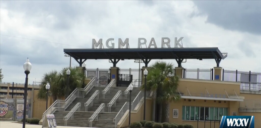 Biloxi Shuckers Giving Back To The Community All Week