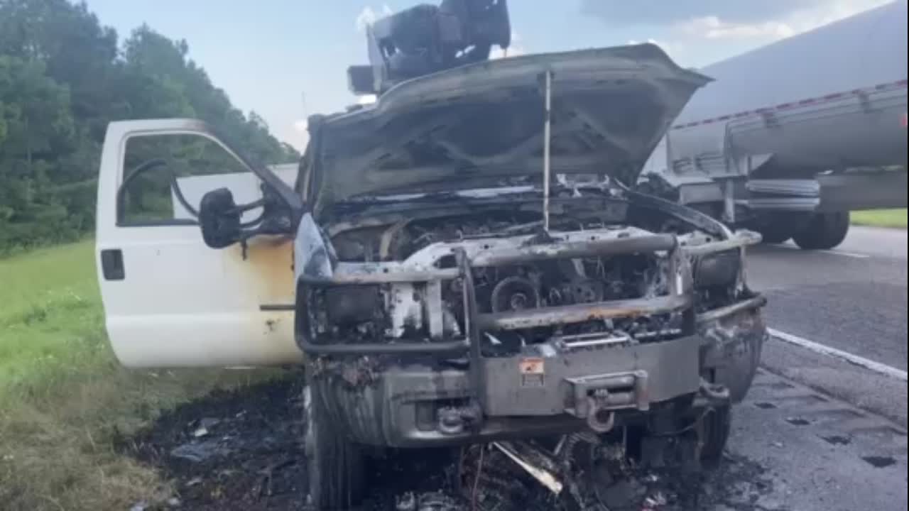 Two people escape a car fire in Hancock County - WXXV News 25