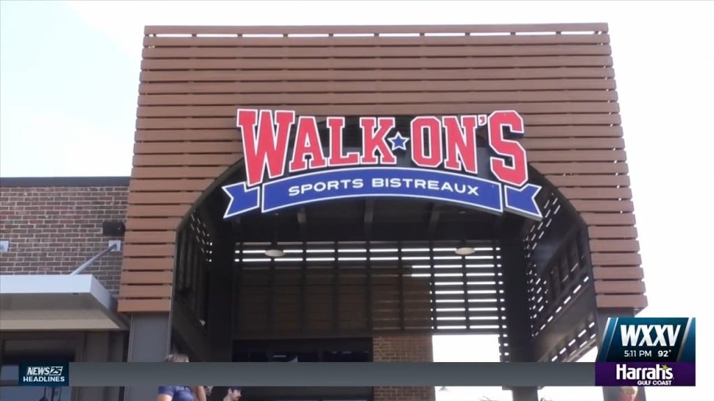 Walk On’s Holds Grand Opening At D’iberville Location