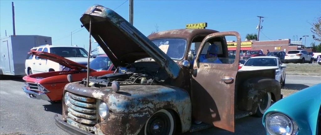 Cruisers Get The Chance To Buy Classics At The Car Corral In Biloxi
