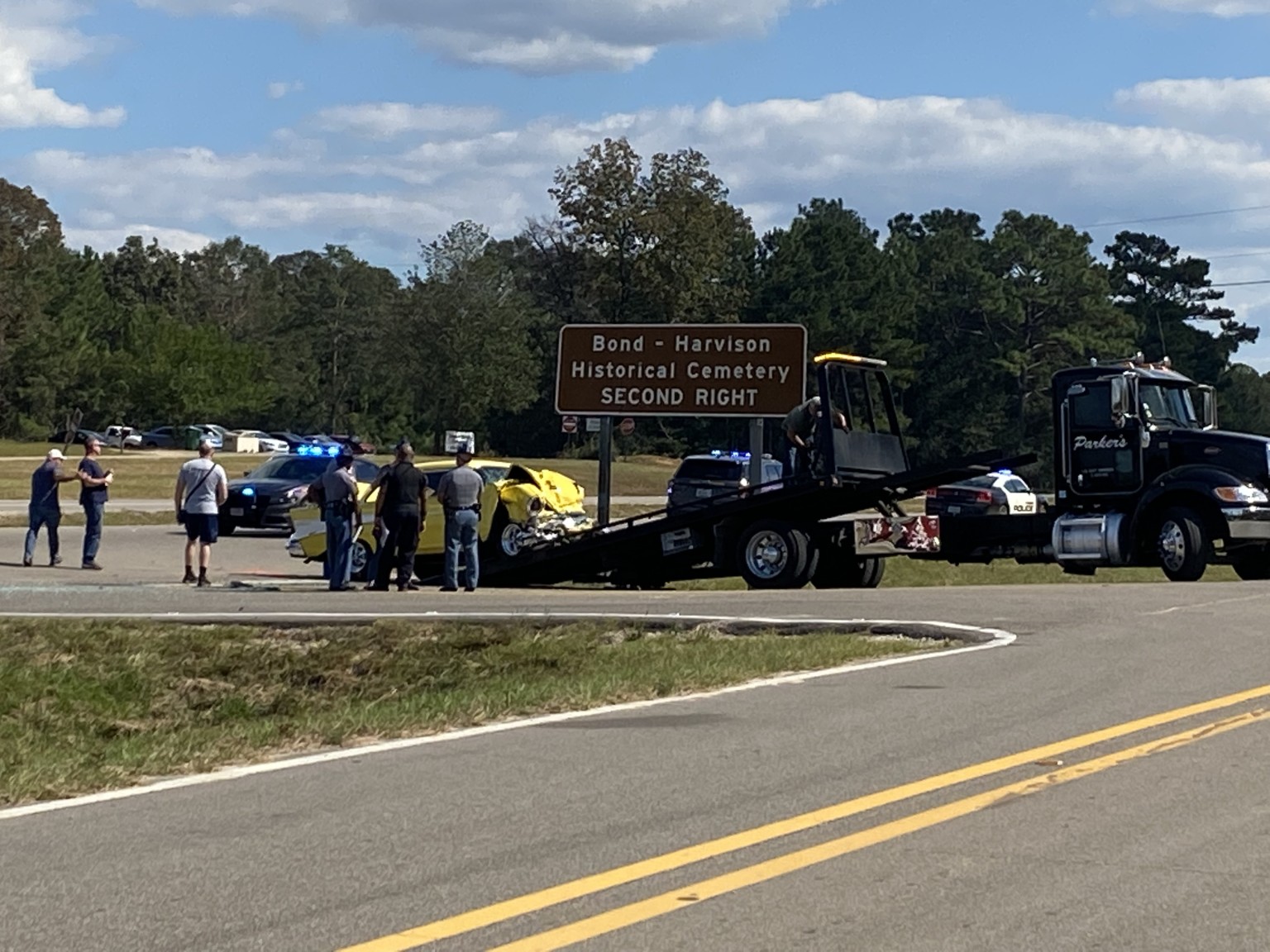 One dead in twovehicle crash involving classic car in Wiggins WXXV