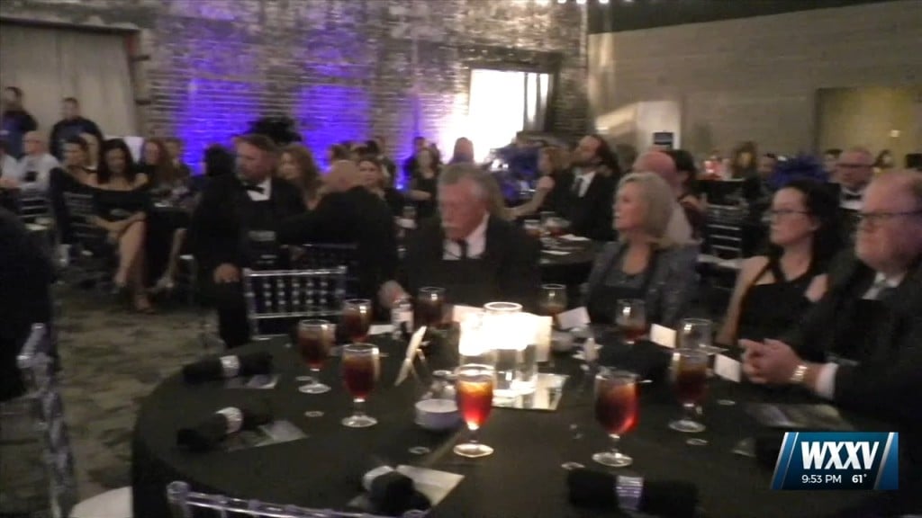 ‘dressy, But Messy’ Gala Benefiting The Home Of Grace