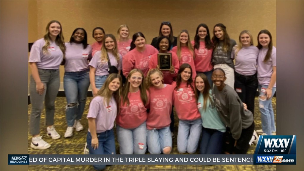 Gulfport High Yearbook Staff Earns Top Honor
