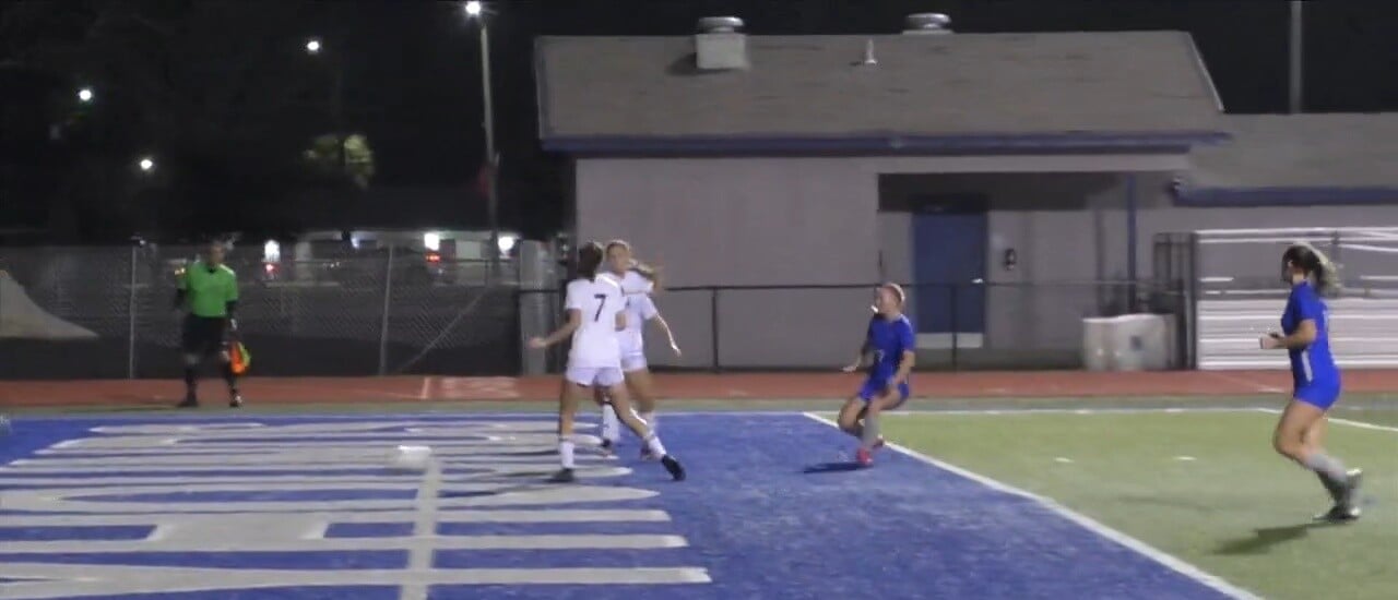 High School Girls Soccer: Ocean Springs vs. D’Iberville - WXXV News 25