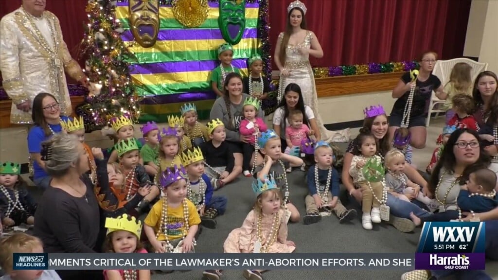 Excel By 5 Celebrates Mardi Gras With Toddlers