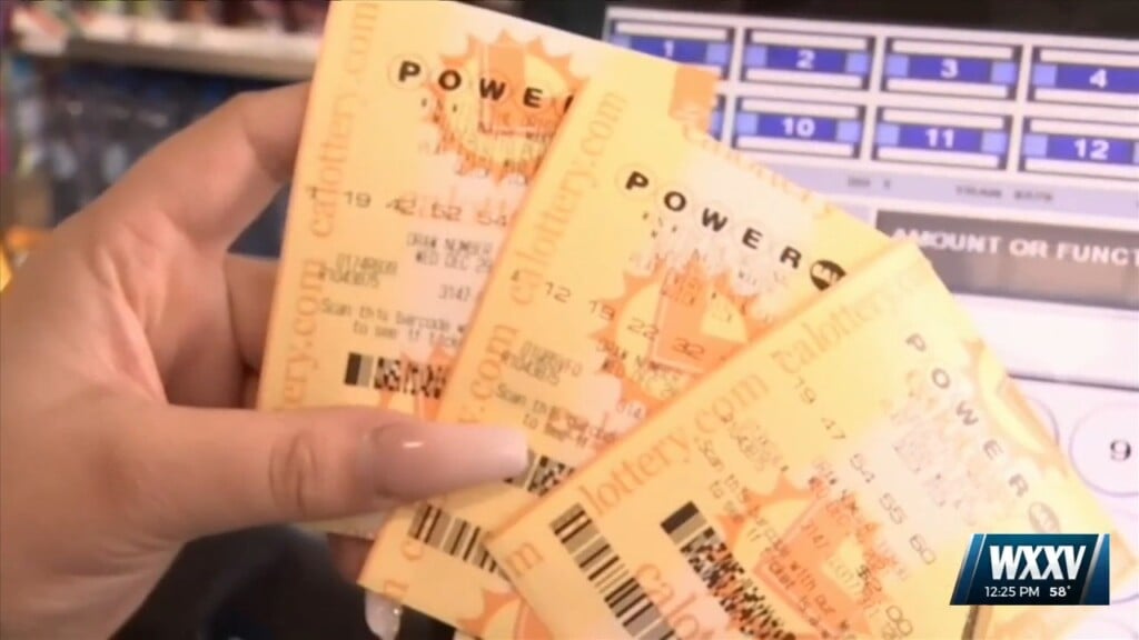 Powerball Jackpot Jumps To $700 Million