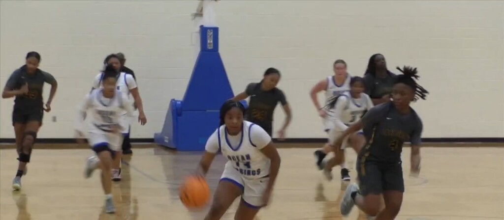 High School Girls Basketball: Ocean Springs Vs. Oak Grove