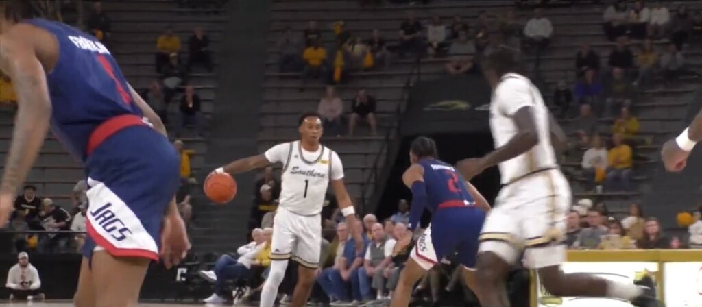 Southern Miss’ Austin Crowley Headlines Howell, Gillom Trophy Finalists
