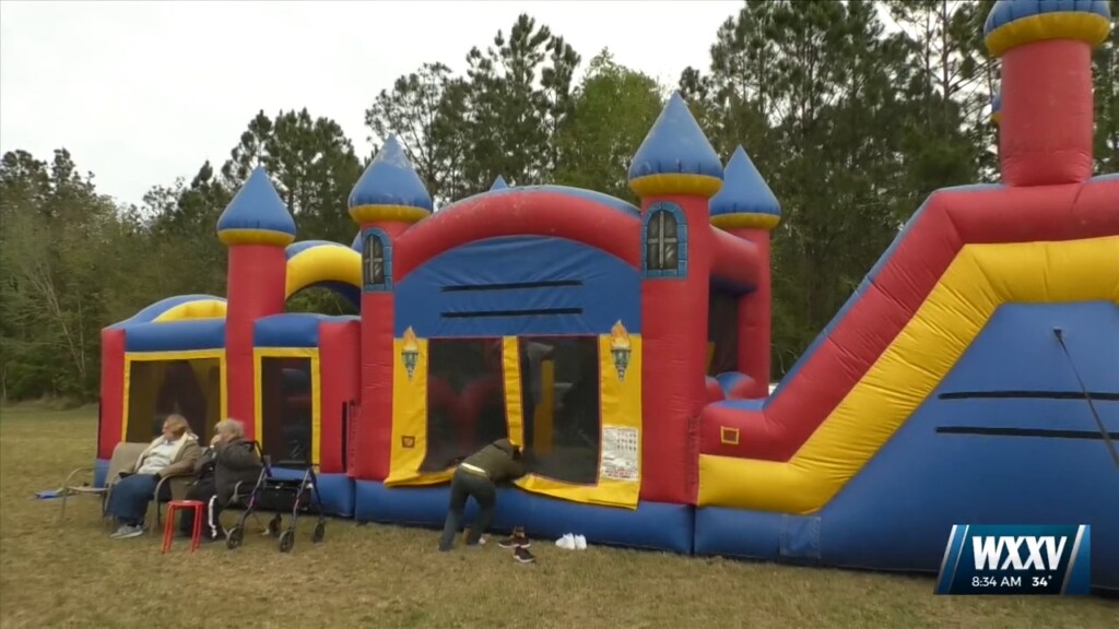 Temple Baptist Church Hosts Family Picnic In Gulfport