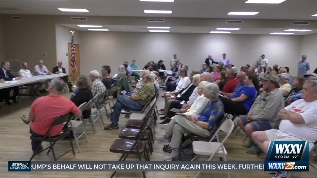Ocean Springs Residents Gather For Town Hall On Annexation Plans