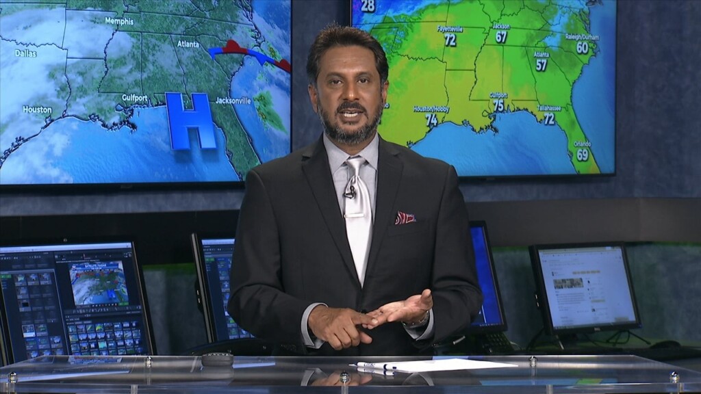 4/4 The Chief's "warm & Muggy Pattern" Tuesday Morning Forecast