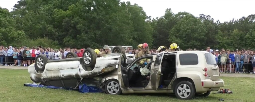 Students At Pearl River Central Participate In Prom Dui Program