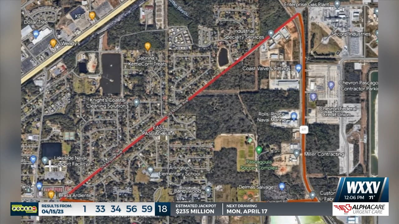 Old Mobile Avenue in Pascagoula closes for drainage work - WXXV News 25