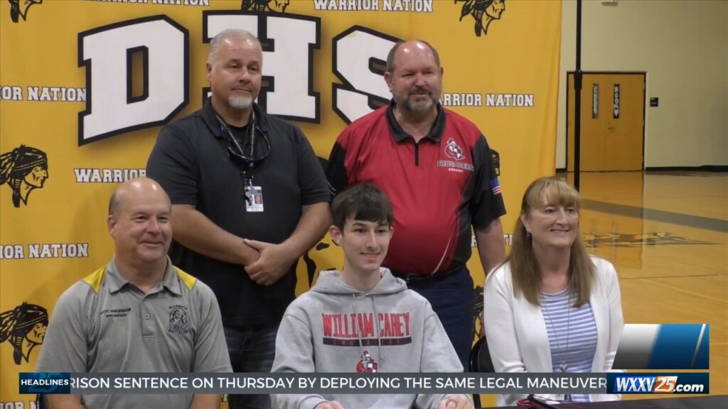 D’iberville High Archery’s Patrick Bingham Signs With William Carey