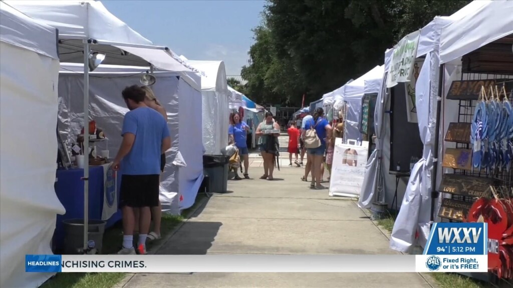 Vendors Offer Crafts, Gifts At Our Lady Of The Gulf Crab Festival