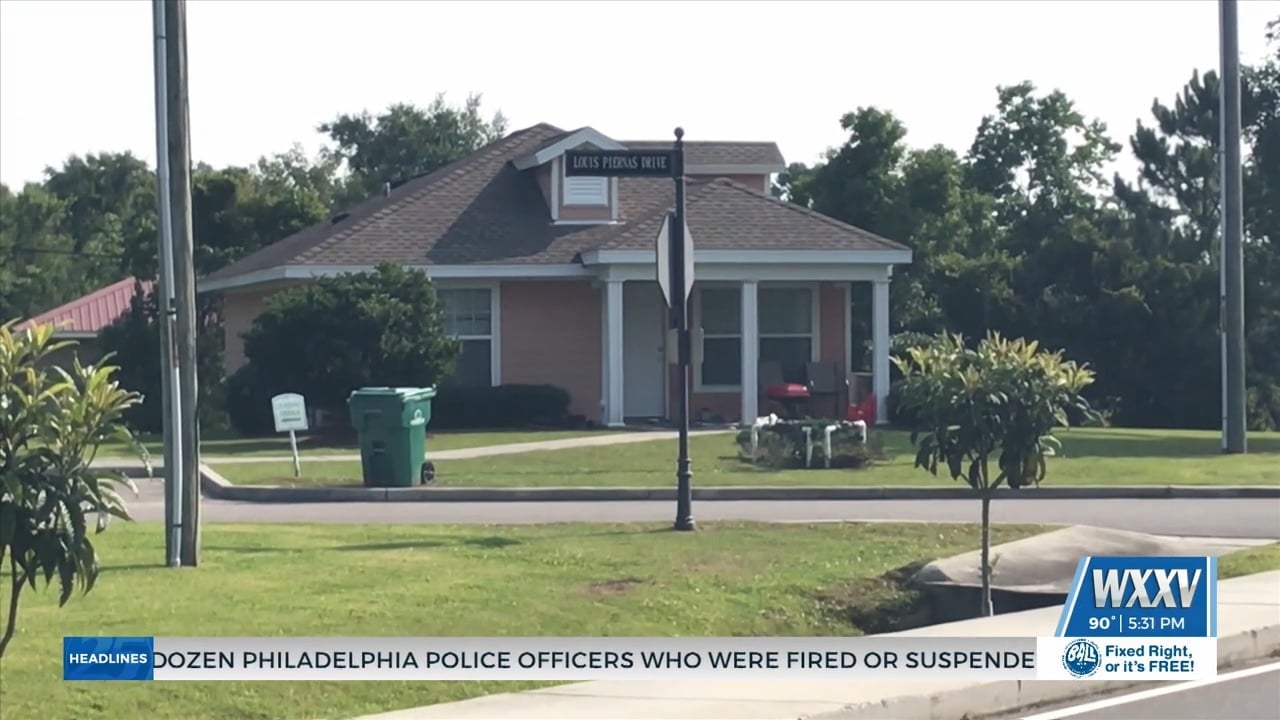 Fight over gun kills one, injures another in Bay St. Louis - WXXV News 25