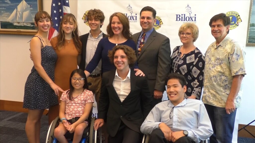 Biloxi Lion’s Club Honors Father Of The Year