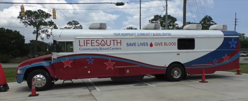 Floor Trader In Ocean Springs Hosts Blood Drive
