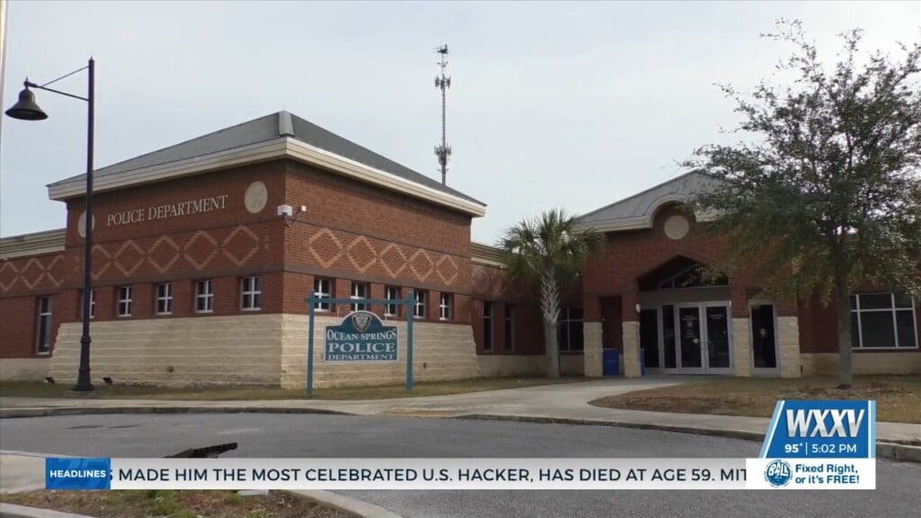 Ocean Springs Officers Receive Pay Raise