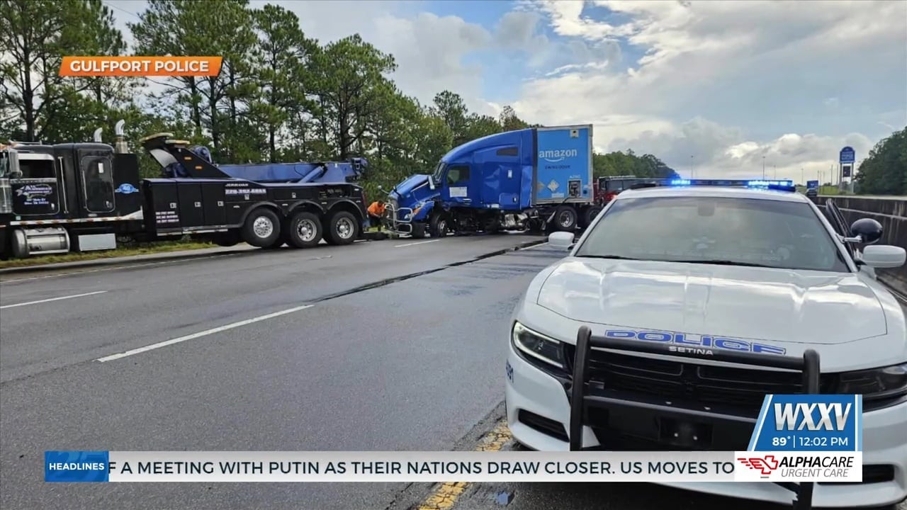 Multiple wrecks stall traffic on I-10 - WXXV News 25