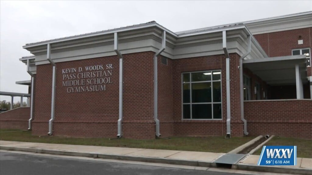 Pass Christian Middle School Renames Their Gymnasium After A Long Time Coach And Mentor, Kevin D. Woods Sr.