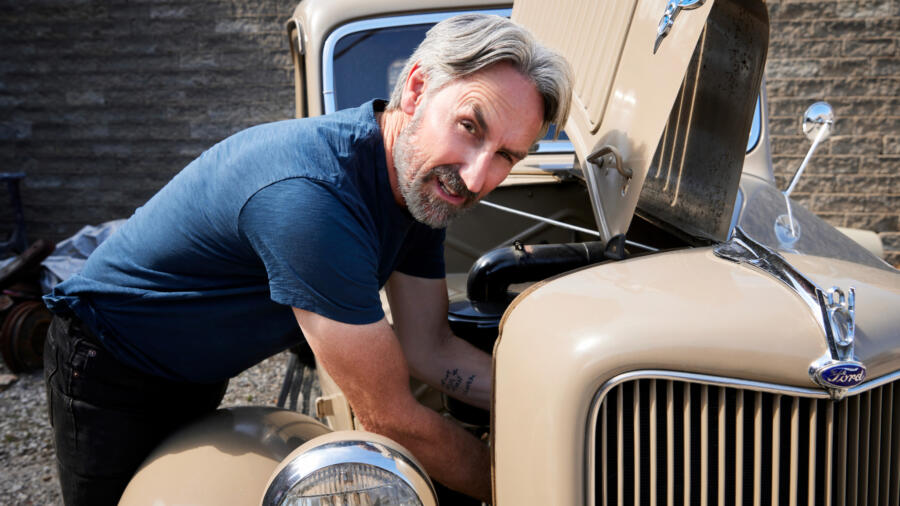 American Pickers Mike Bio 2023