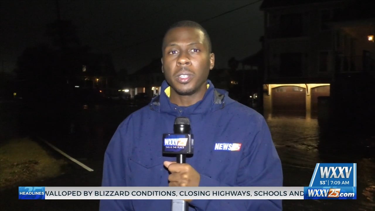 Severe weather causes flooding in Biloxi neighborhood - WXXV News 25