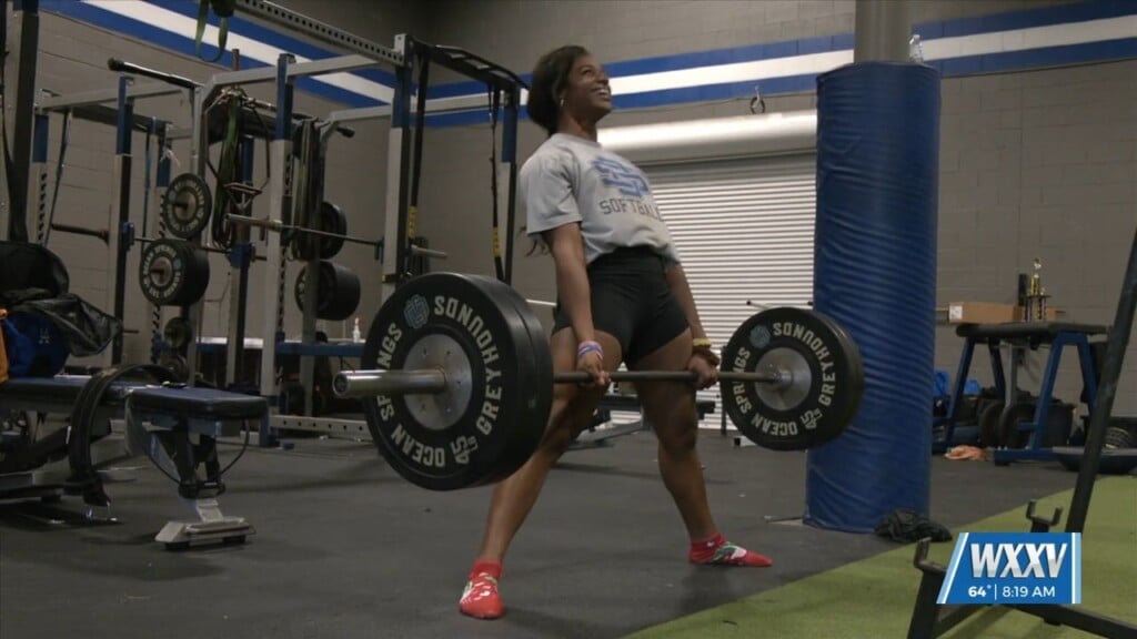 Introducing Our Wxxv Student Athlete Of The Week: Farrah James