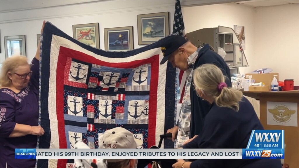 Quilts Of Valor Foundation Gifts Veterans Quilts For Their Service