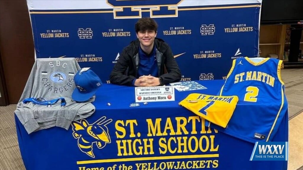 St. Martin's Tony Mora Puts Pen To Paper To Further His Basketball Career At Southeastern Baptist College