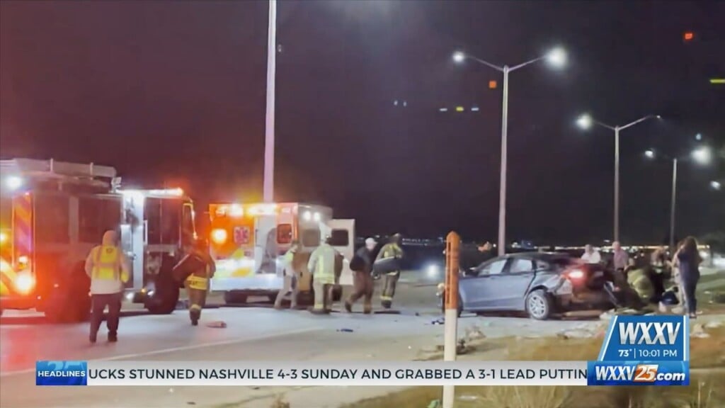 Weekend Crash On Beach Blvd