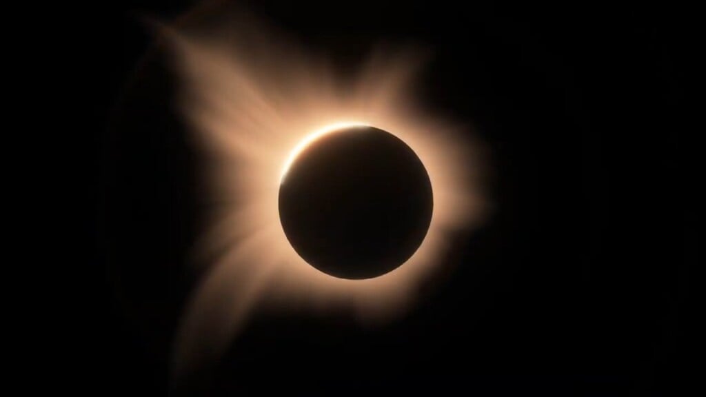 Solar Eclipse With Howard Hochhalter