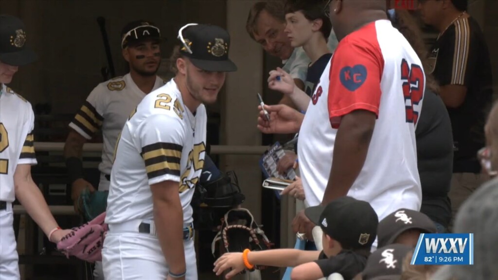 Shuckers Beat Blue Wahoos On Saints Half Of Fame Night