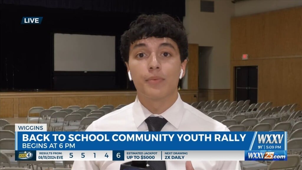 Wxxv’s Marco Bitonel Is Live At The Back To School Community Youth Rally In Wiggins