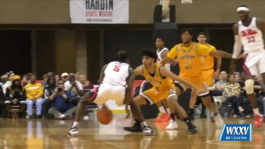 College Basketball Returning To The Coast