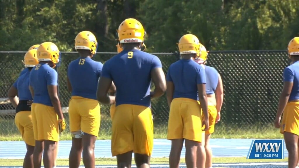 25 Teams In 25 Days: St. Martin Yellowjackets