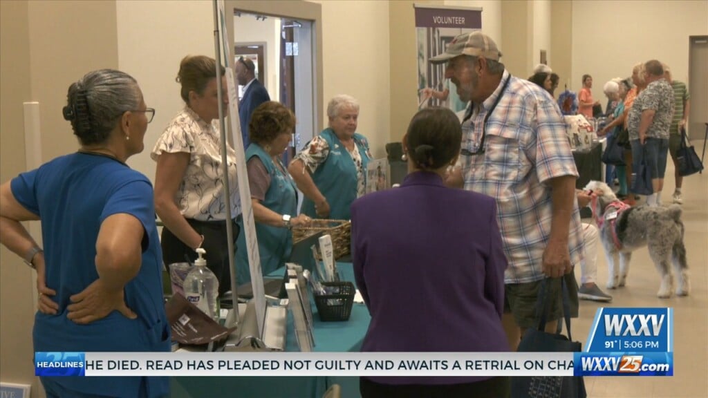 Community Comes Out To The Wxxv News 25 Senior Expo
