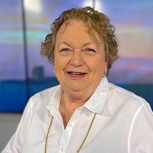 Kathy Estevez Headshot