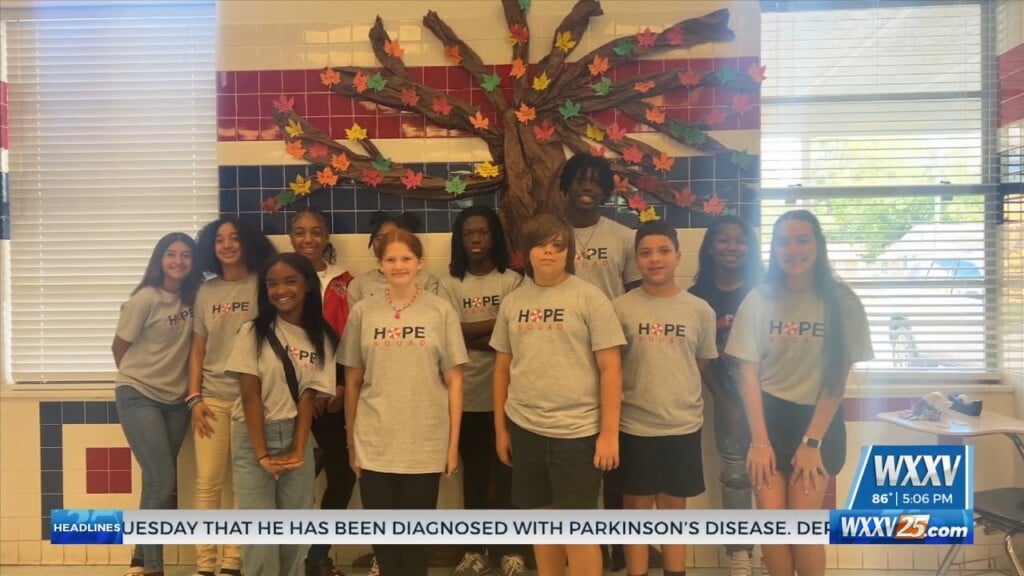 Students At Colmer Middle School In Pascagoula Spreading Hope And Positivity Through The School's Hope Squad
