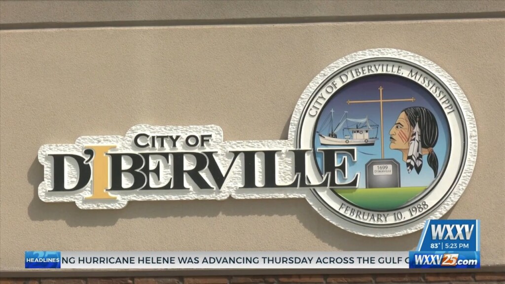 D’iberville First Responders Give Back With Battle Of The Badge Blood Drive