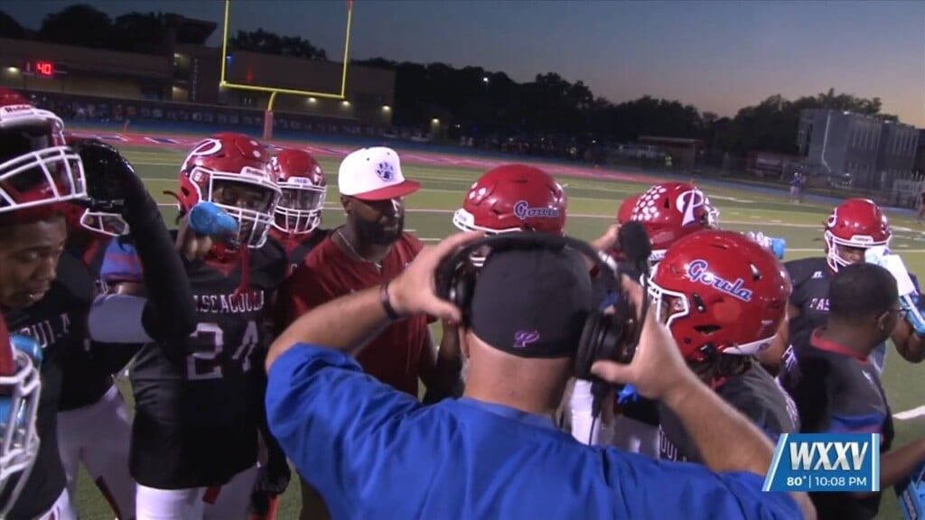 Pascagoula Improves To 3 1 After Defeating D'iberville 21 7