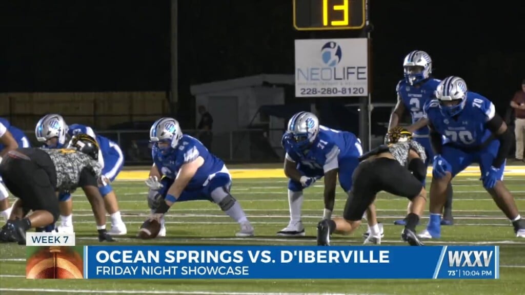 Ocean Springs Starts Regional Play 1 0 After Defeating D'iberville 47 14