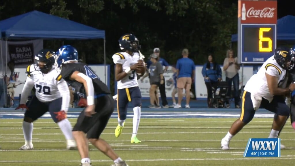 Gautier Continues 4 Game Winning Streak Over Vancleave With A Final Score Of 47 14