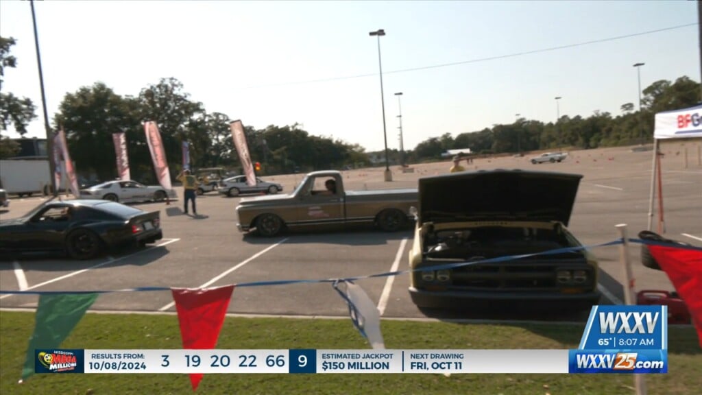Cruisers Enjoy Autocross At The Coast Coliseum