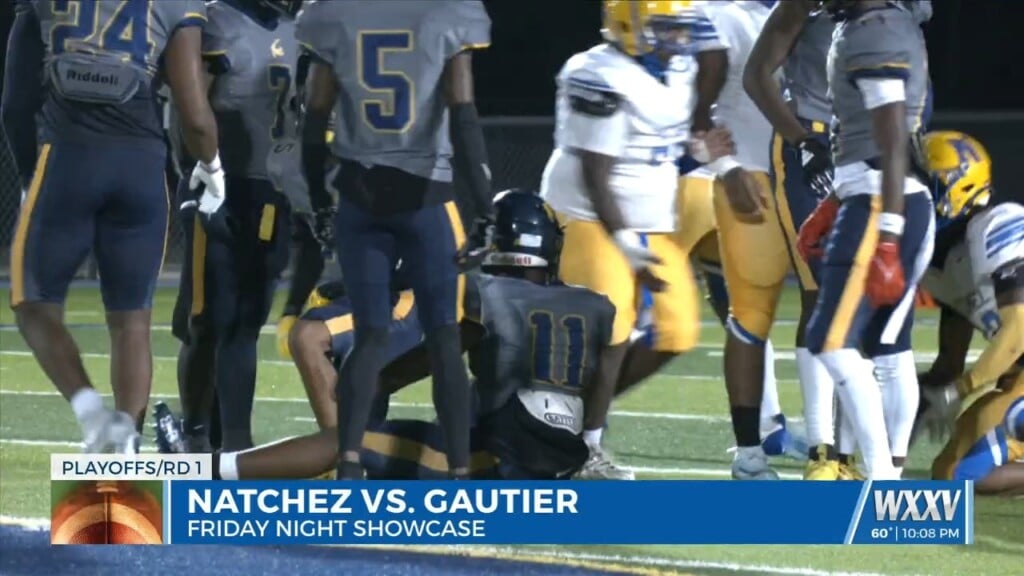 Gautier Defeats Natchez 36 30