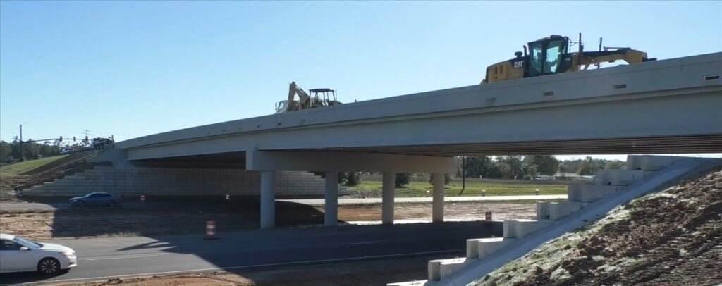 Menge Avenue Overpass Now Open