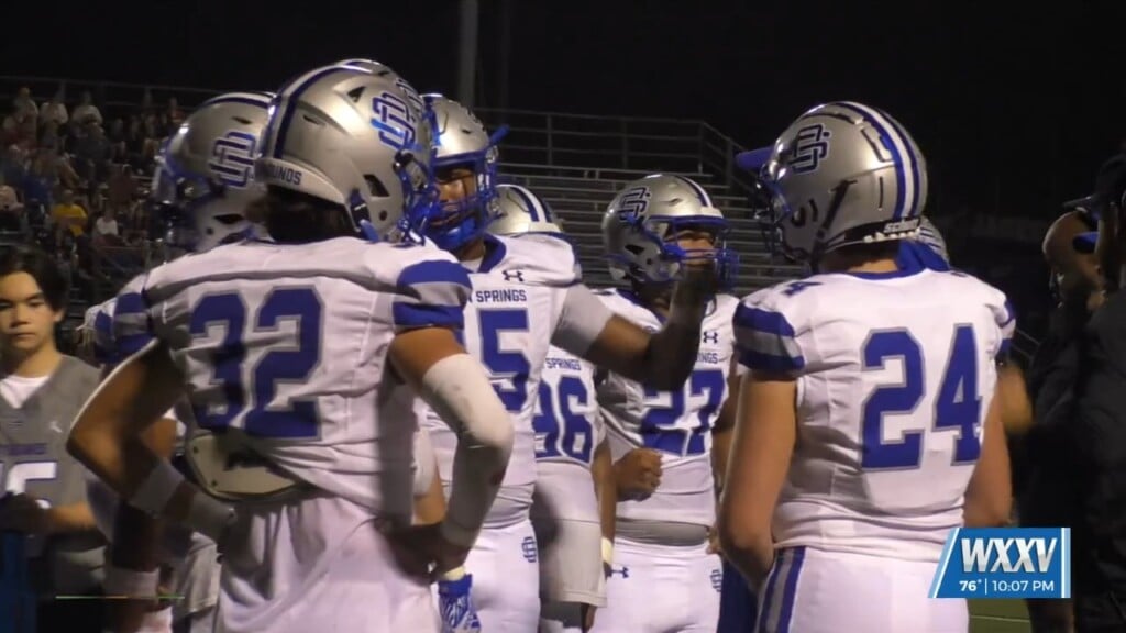 Ocean Springs Wins 24th Consecutive Regional Game Over St. Martin With A Final Score Of 42 15